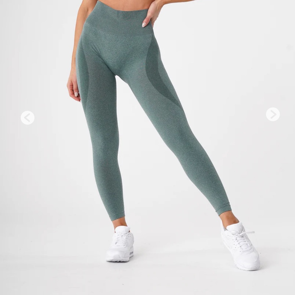 NVGTN Forest Green Contour Seamless Leggings- M